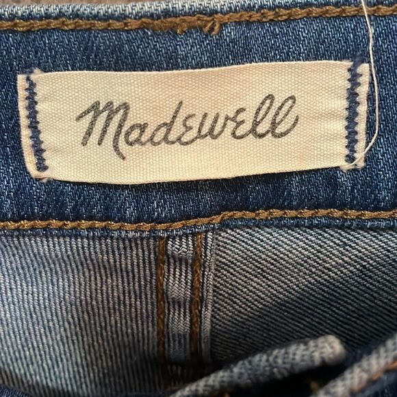 Madewell 10" High-Rise Skinny Jeans: Tulip-Hem Edition - Picture 4 of 11